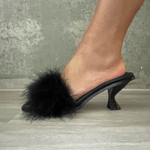 EUC Circus by Sam Edelman Florence Feather Heeled Sandals - Picture 2 of 14